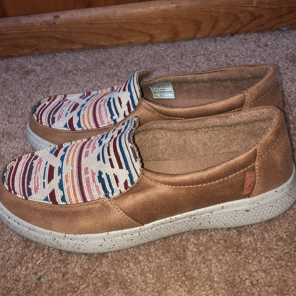 Bobs from sketchers memory foam Aztec loafers size 8.5 western print shoes flats - Picture 4 of 6
